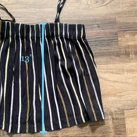 Cropped Tank | Tilly’s - Picture 3 of 4